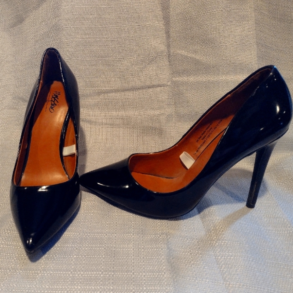 Mossimo patent heels 7.5